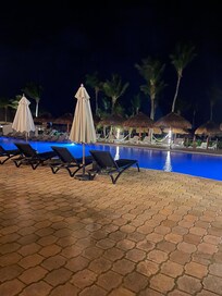 Pool 1