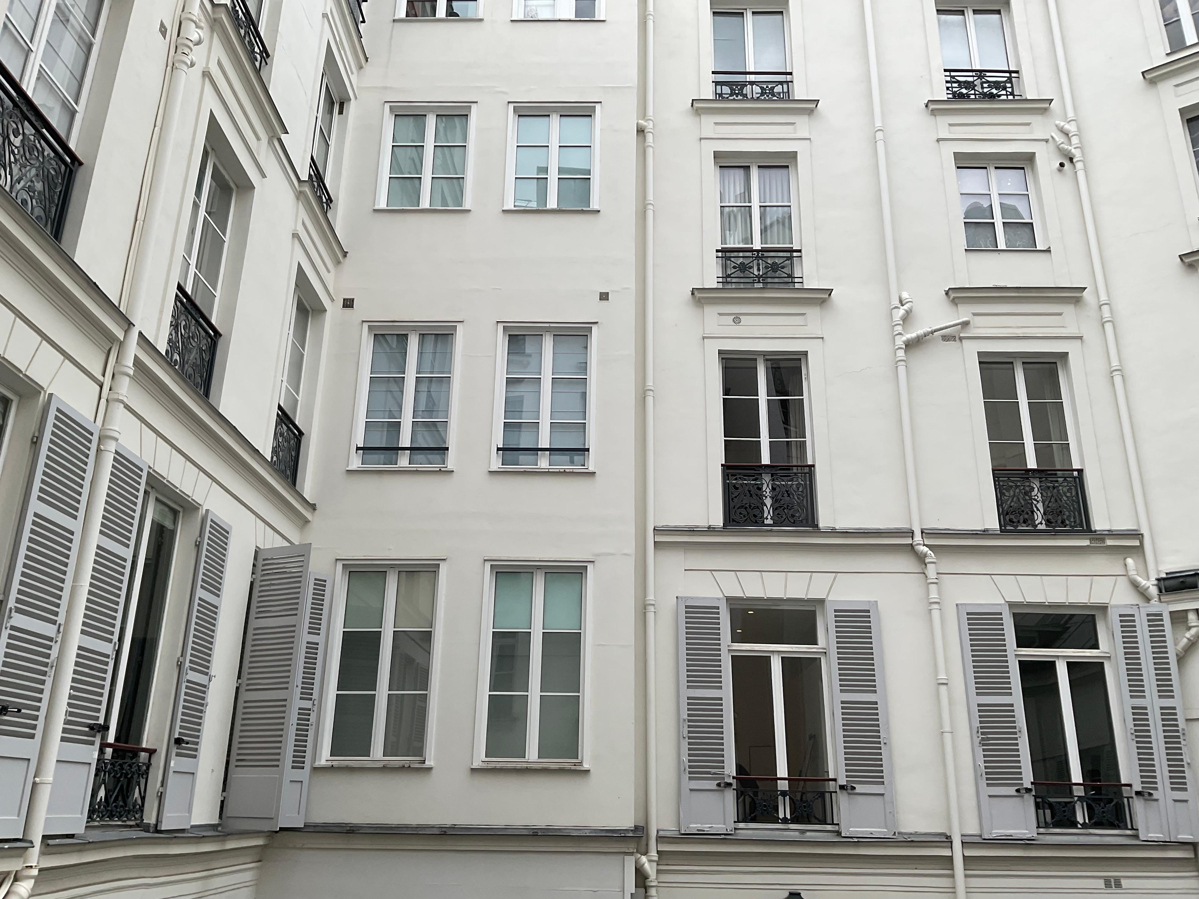 Cour intérieure vue de l’appartement