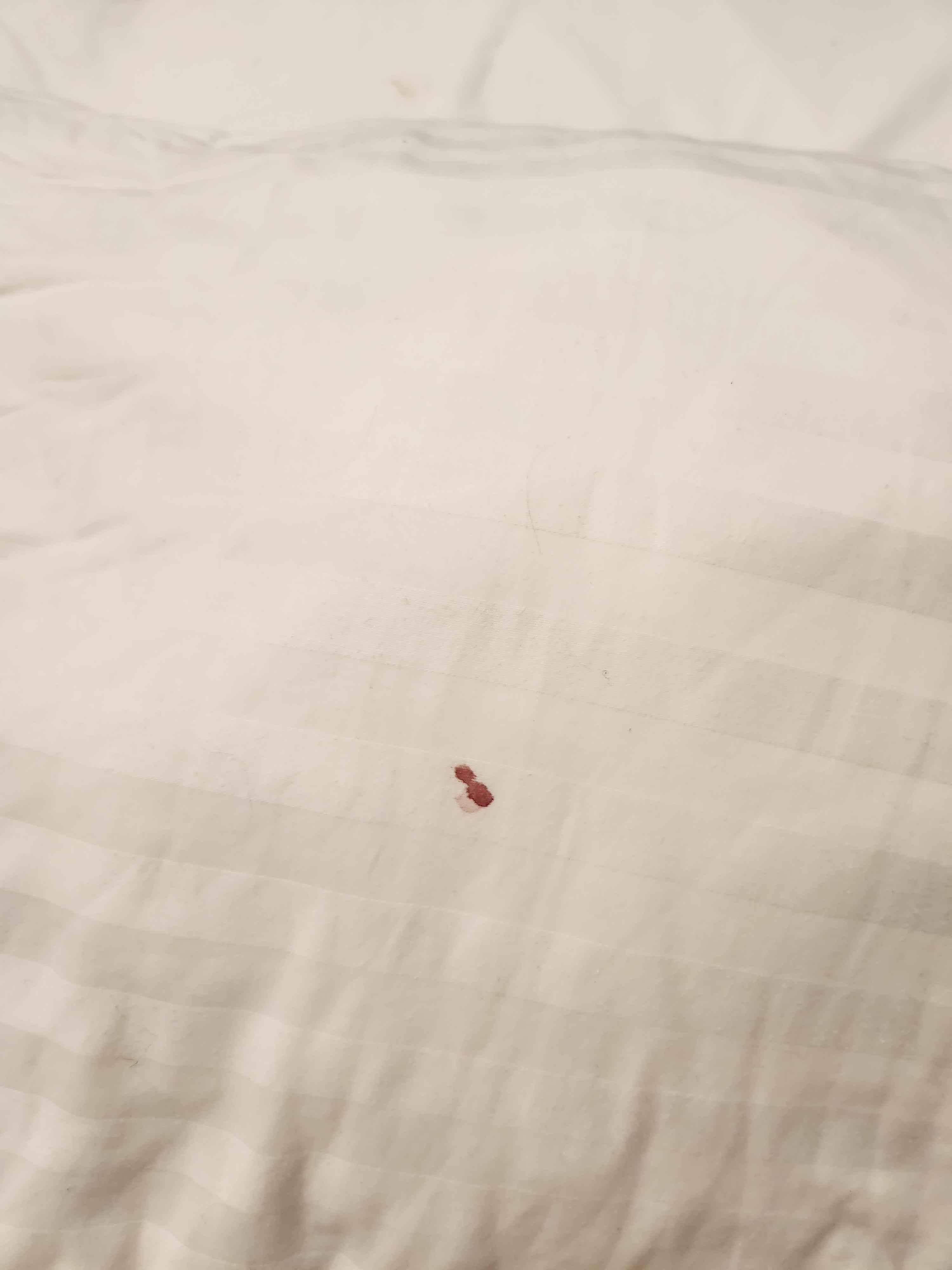 État des draps a notre arrivée 