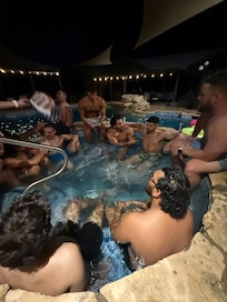 Spacious hot tub