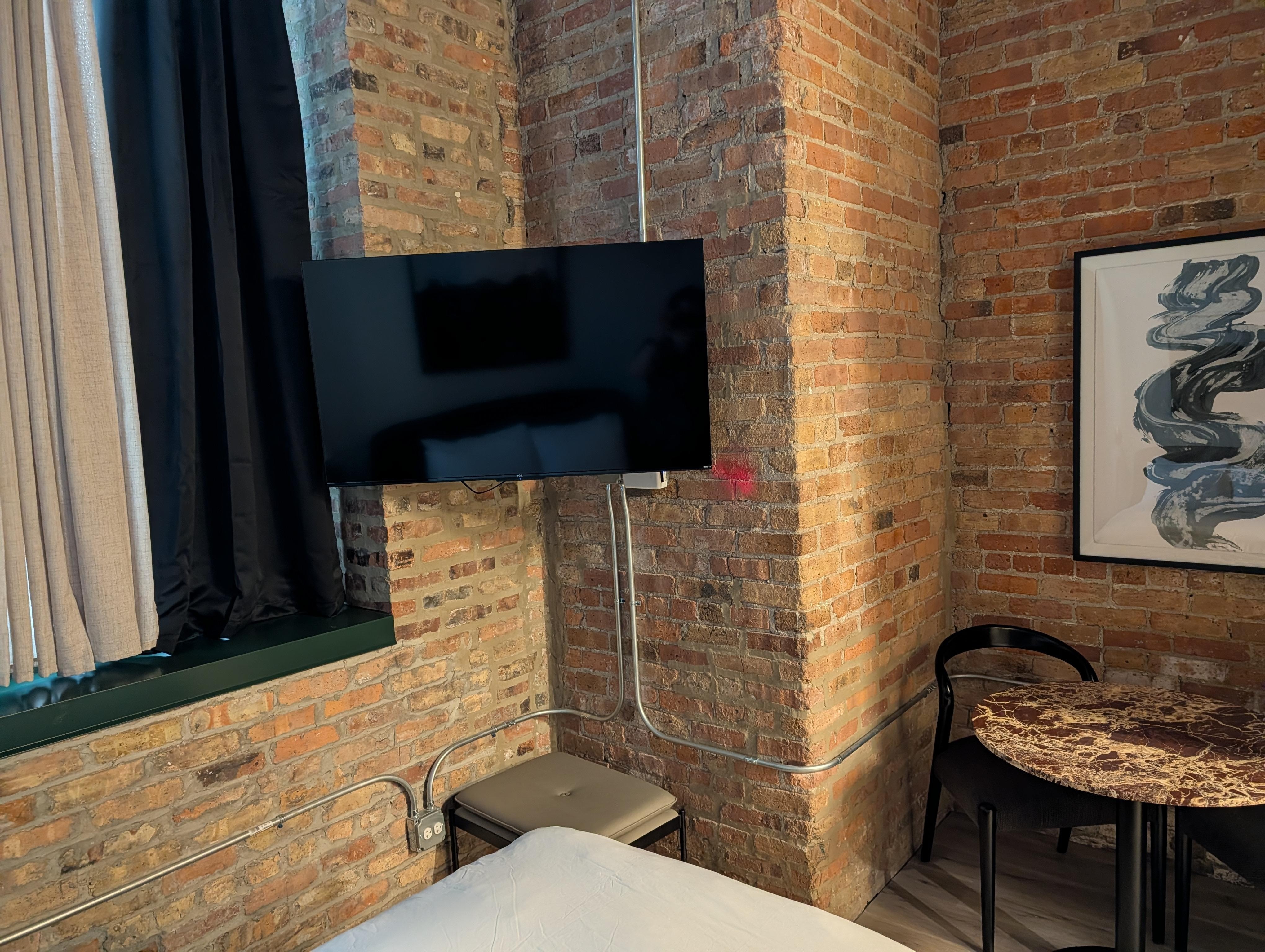 Nice tv that was easy to use.