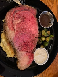 Prime rib dinner is amazing