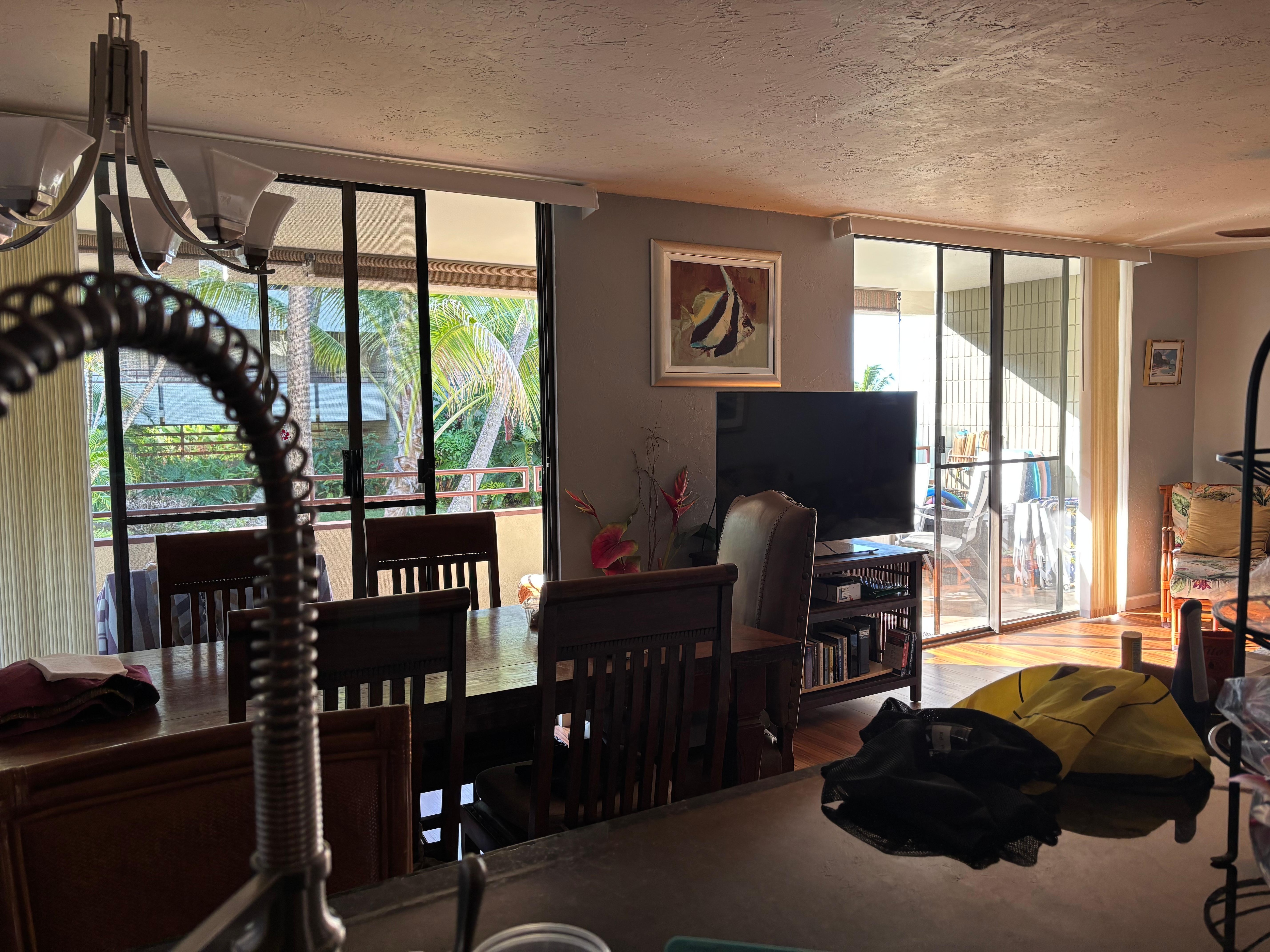 The morning sun on the balcony was very handy for drying gear like water shoes and swimwear. I appreciated the drying racks!