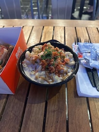 Lunch, at The Venetian. Lobster roll sandwich and Lobster mac and cheese