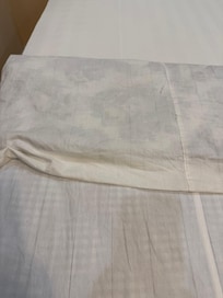 시트상태가 세탁을 안한 것으로 보였음