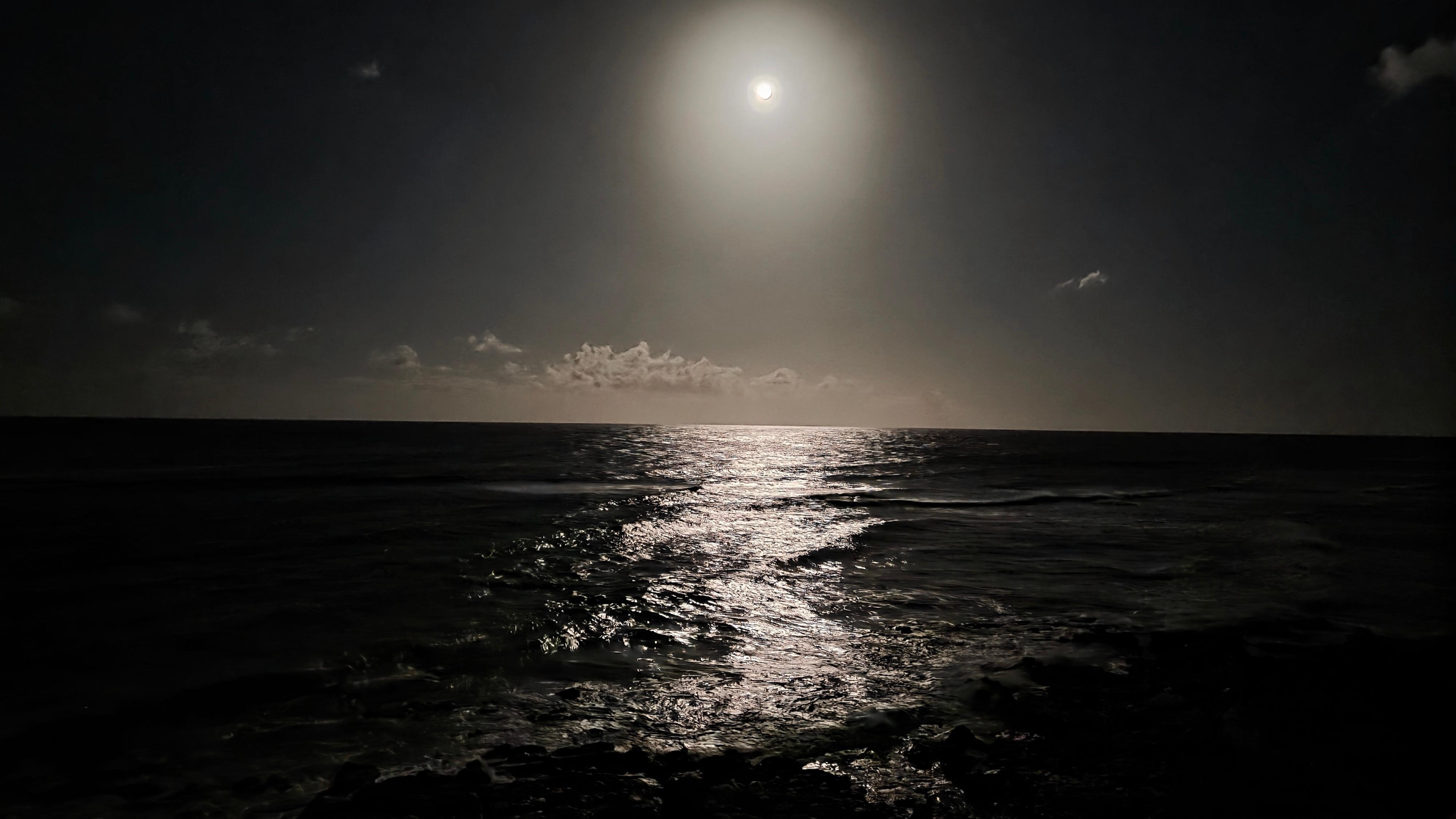 Also viewed from the lanai early in the morning.