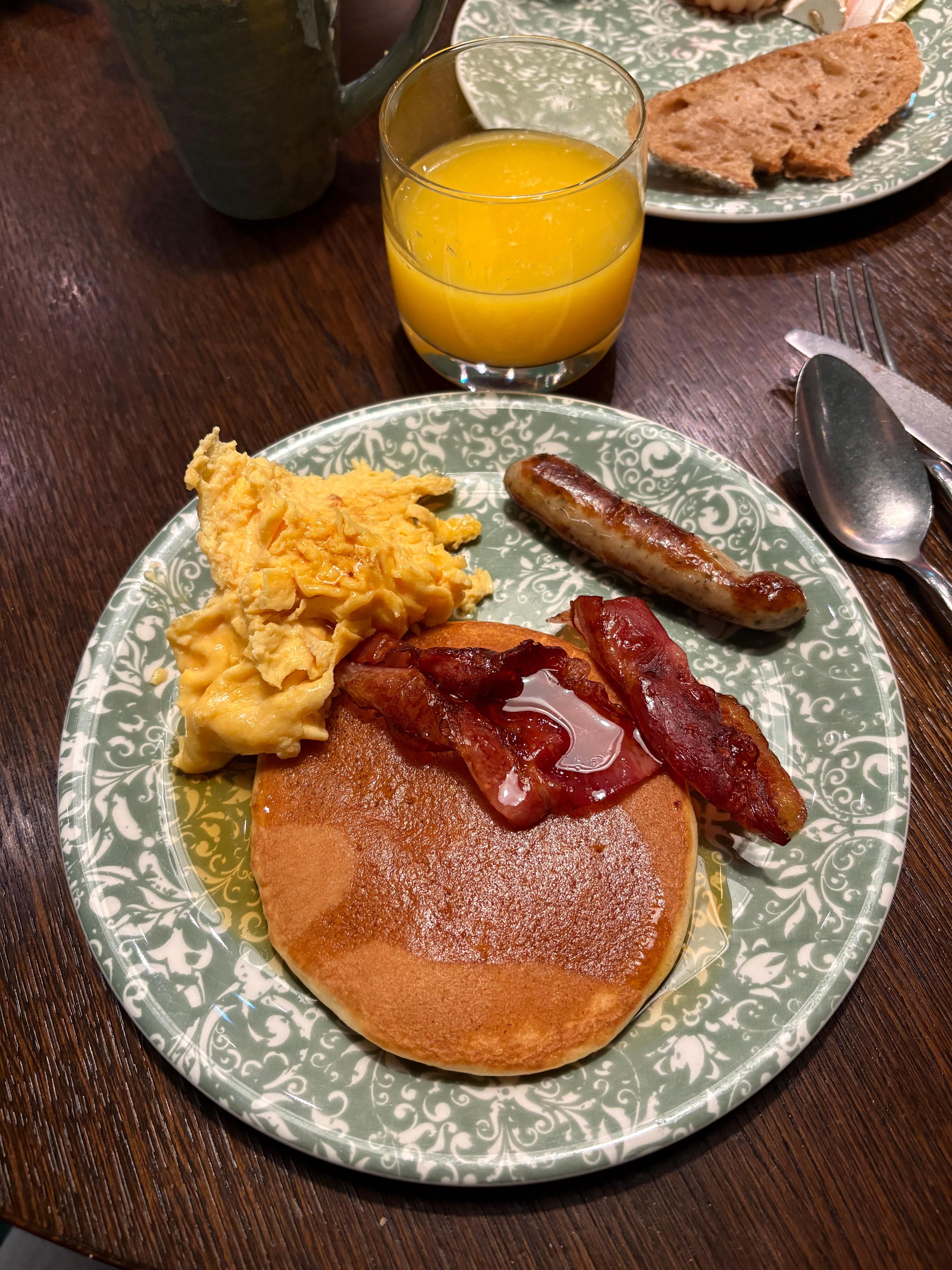 Petit déjeuner buffet 