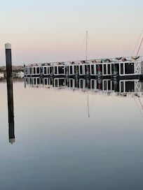 Wide view of all the houseboats.