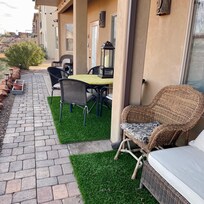 Beautiful backyard!!