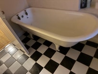 Long narrow tub
