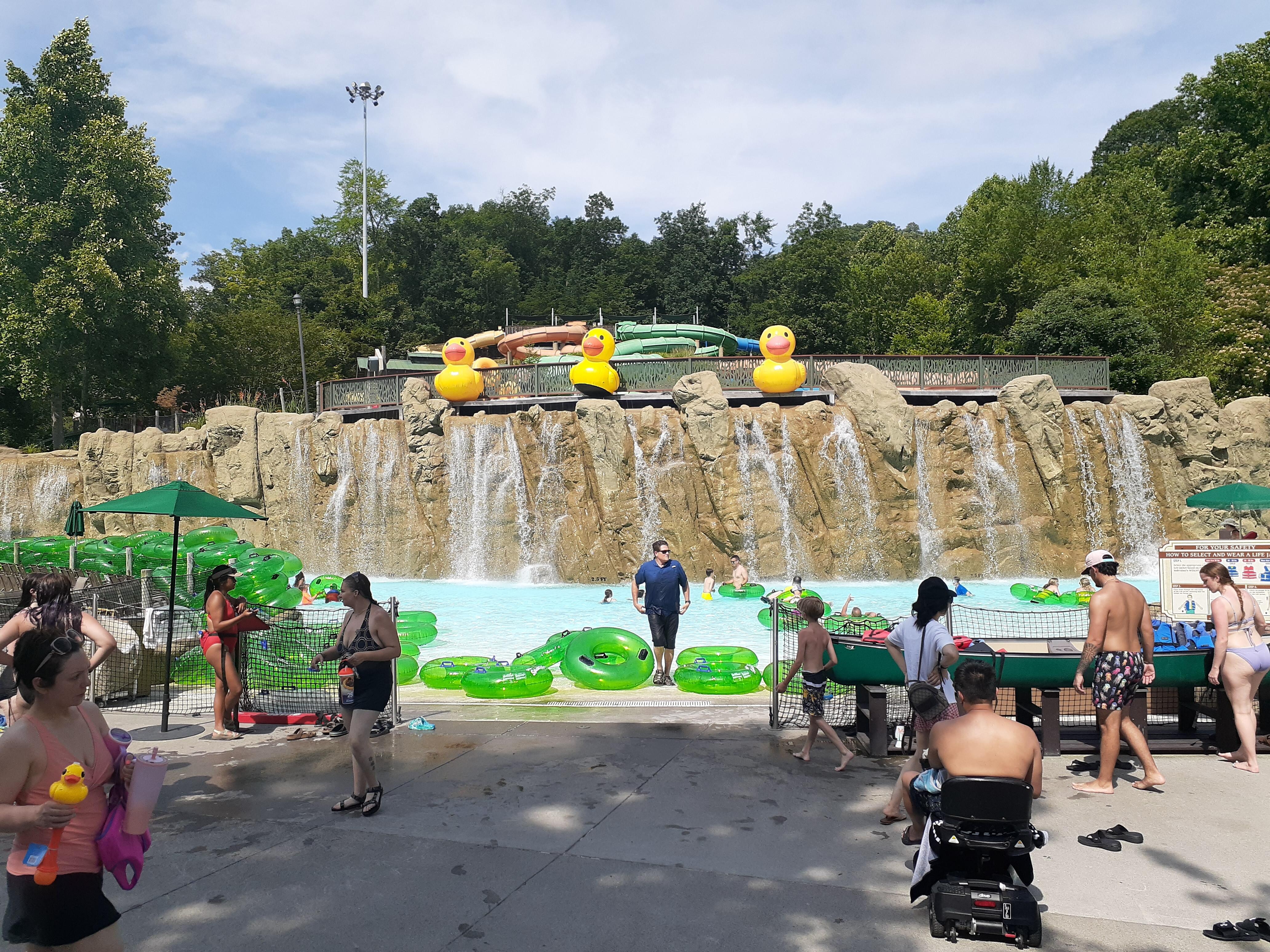 Dollywood splash park