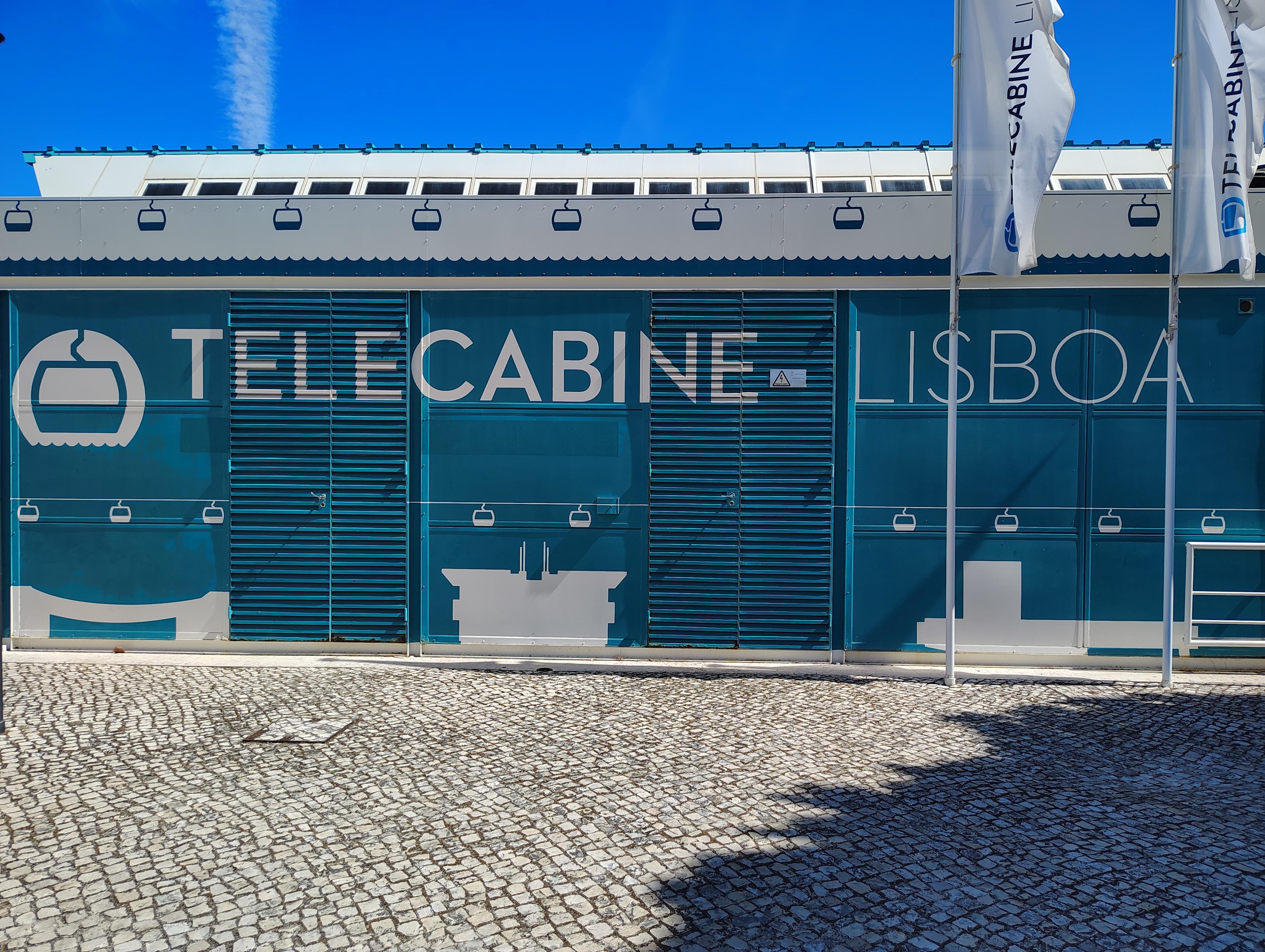 The tram from oceanarium 