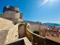 View of Bokar tower from the wall walk