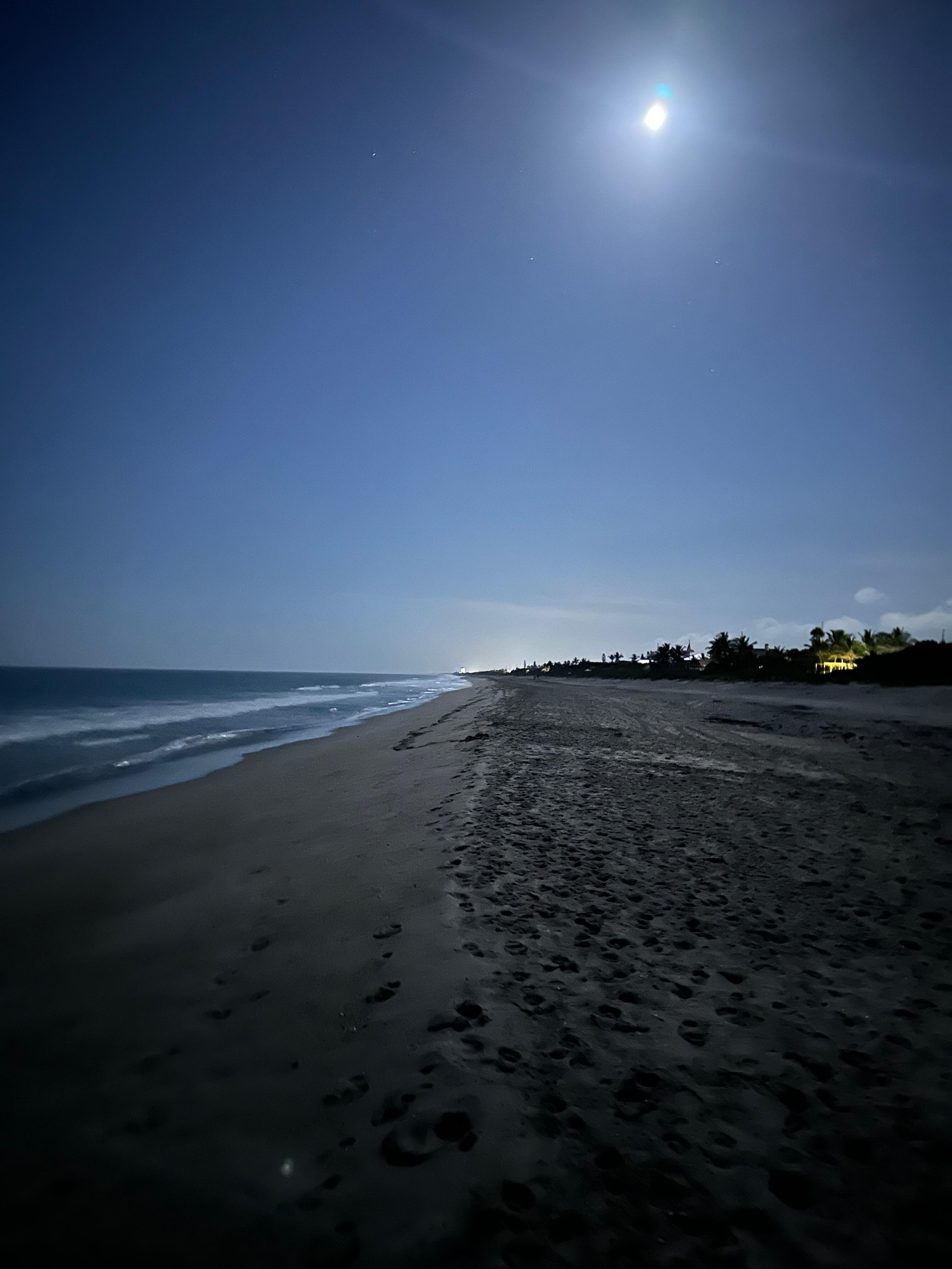 Relaxing night walks on the beach 