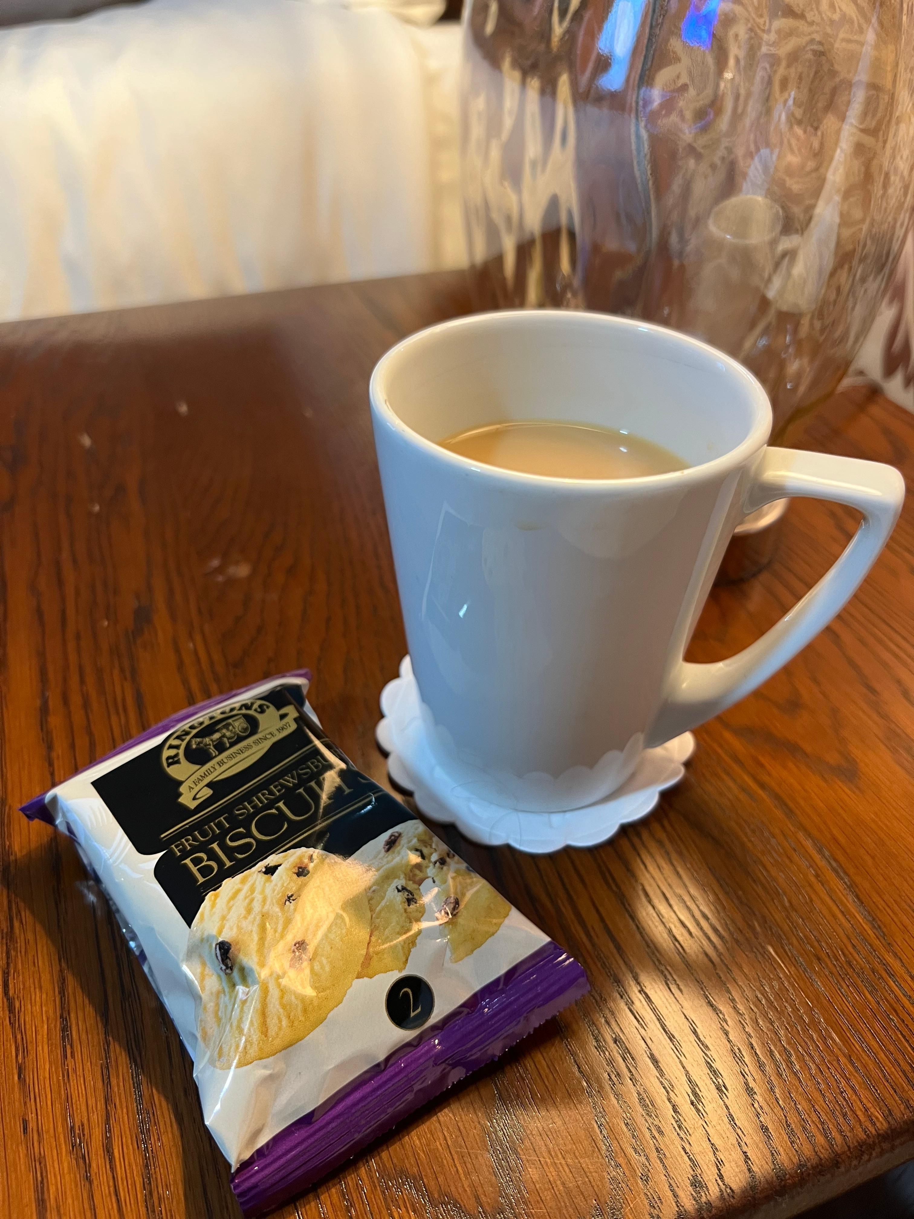 Tea/coffee & biscuits in the room