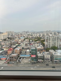 エレベーターホールから