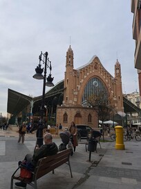 Very close to mercado de colon.