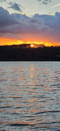 Sunset from Owls Nest dock. Gorgeous every night!