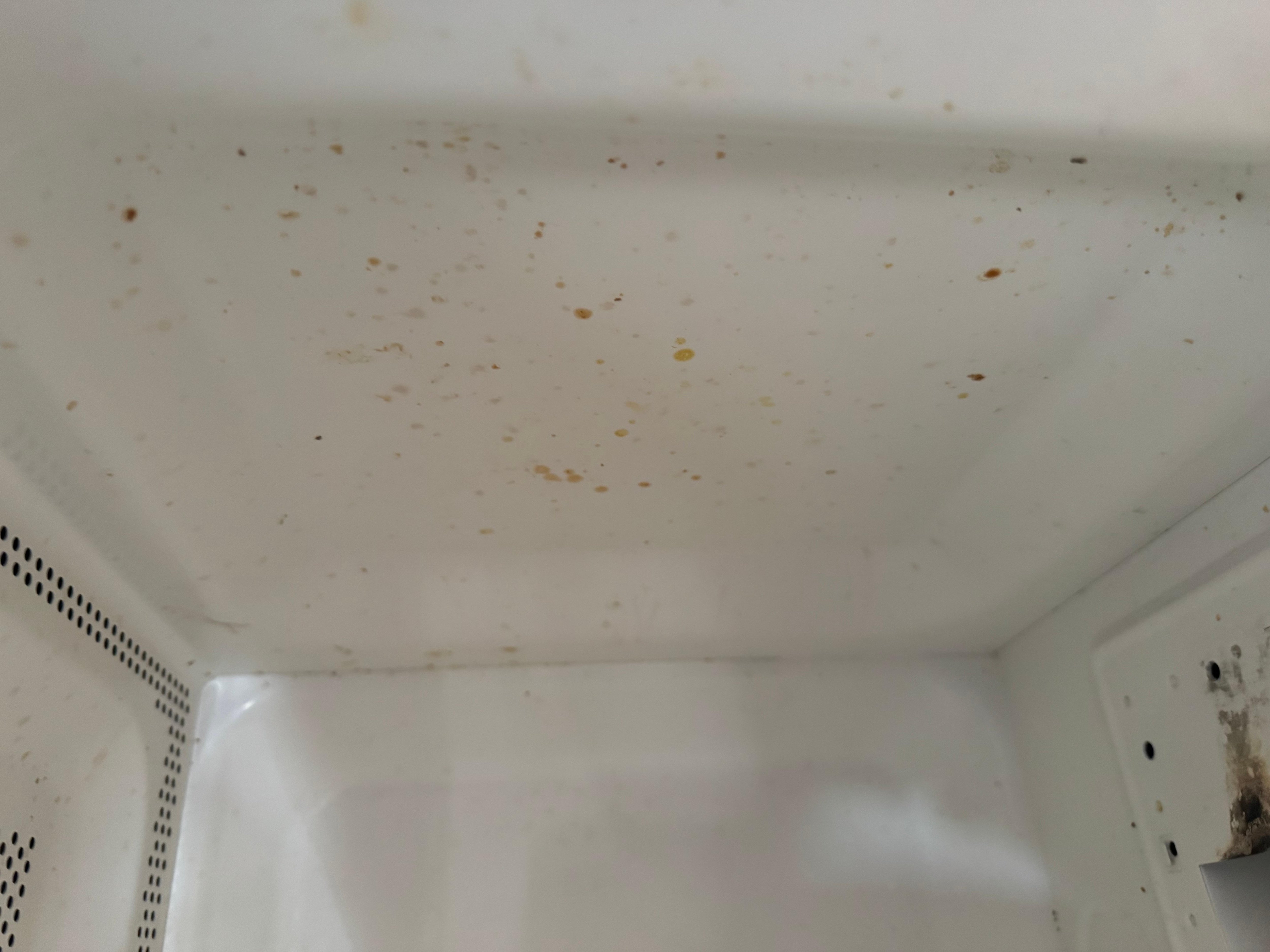 Microwave not cleaned 