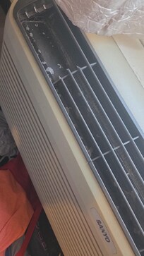 Disgusting ac unit
