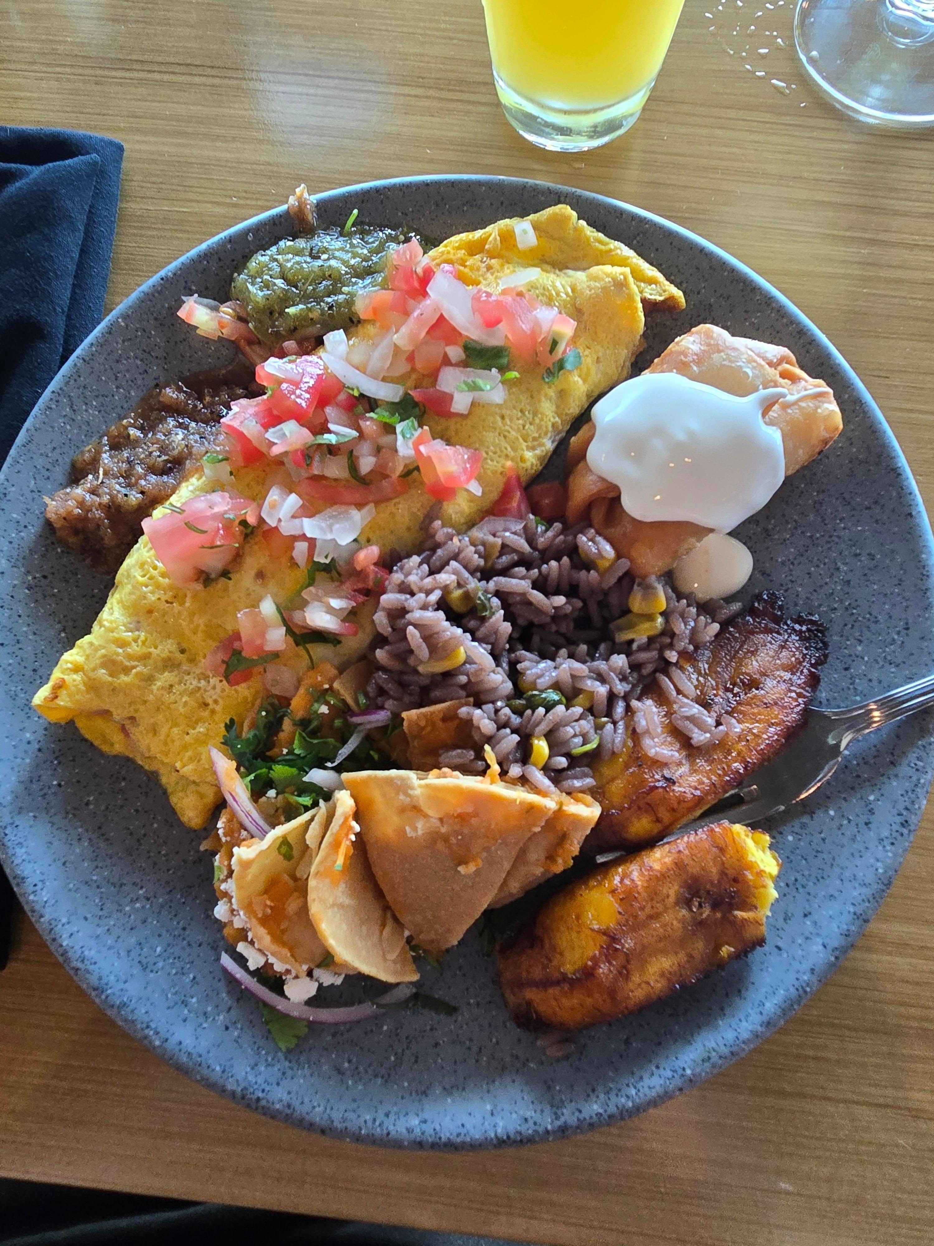 Breakfast buffet food. Omelettes were made to order. Delicious too.