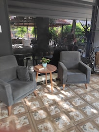 Otel bahcesi