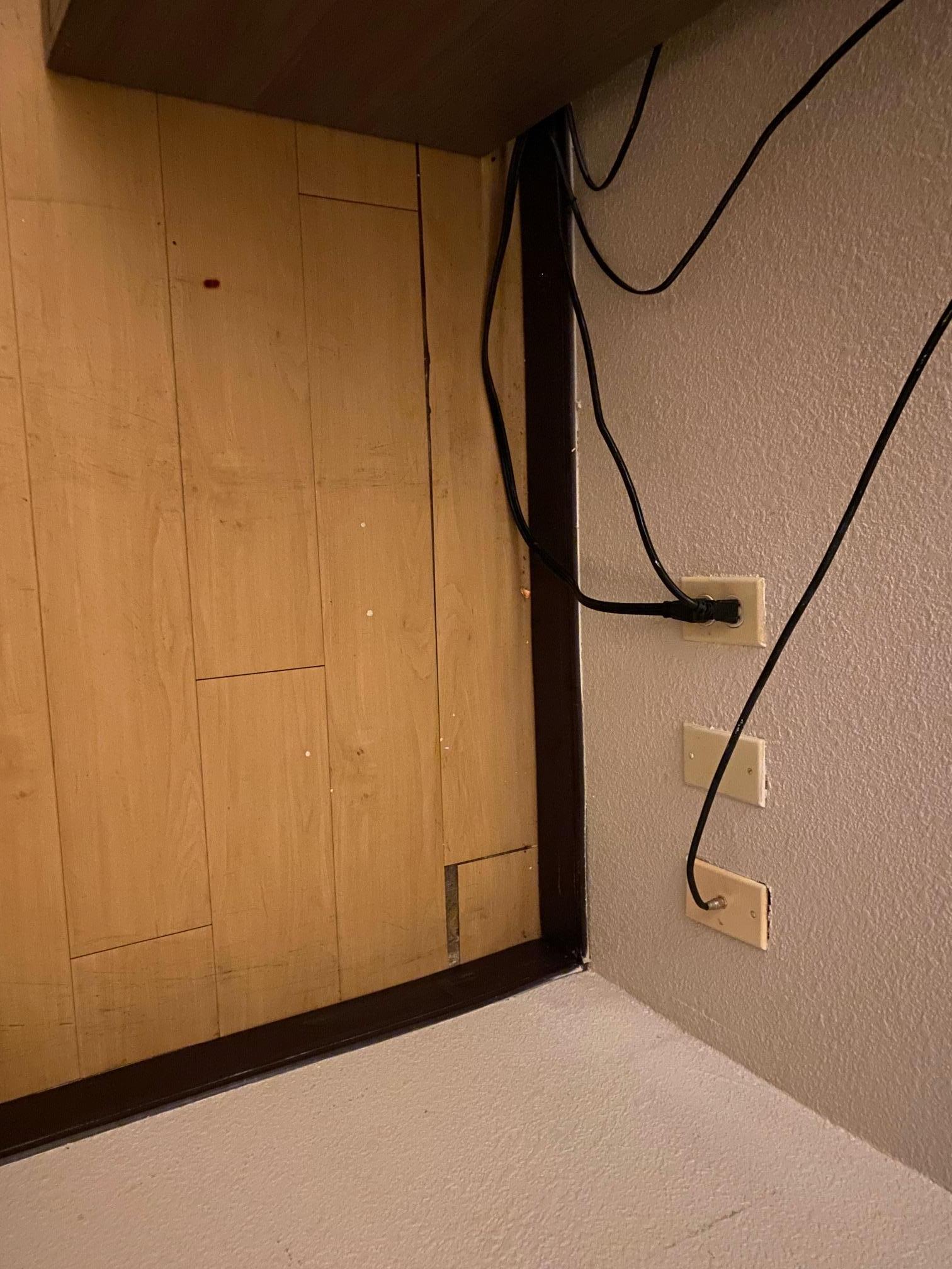 Dirty floor, wires