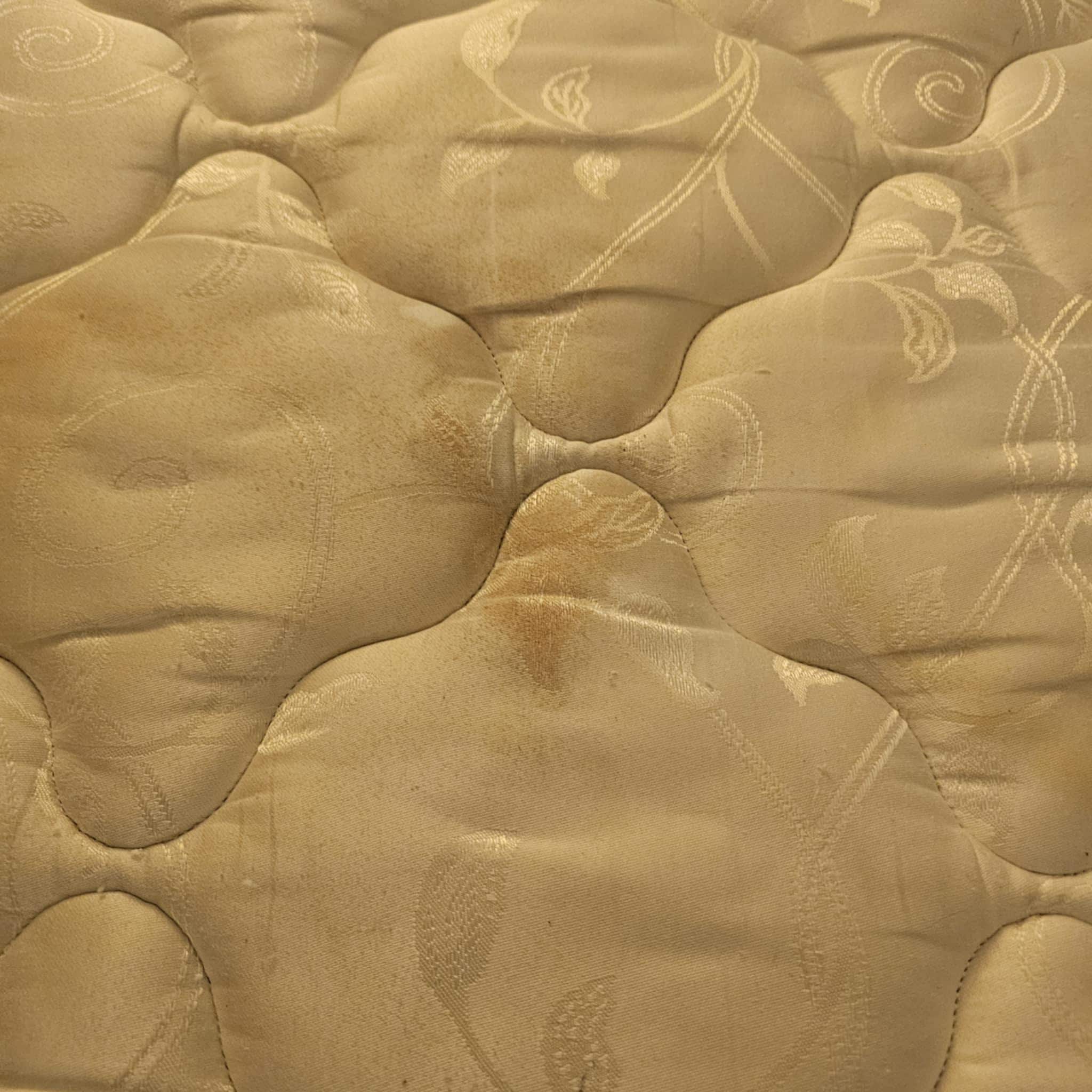 Unknown substance on unprotected mattress