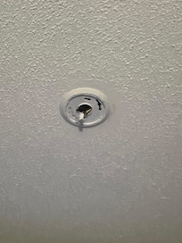 Missing smoke detector