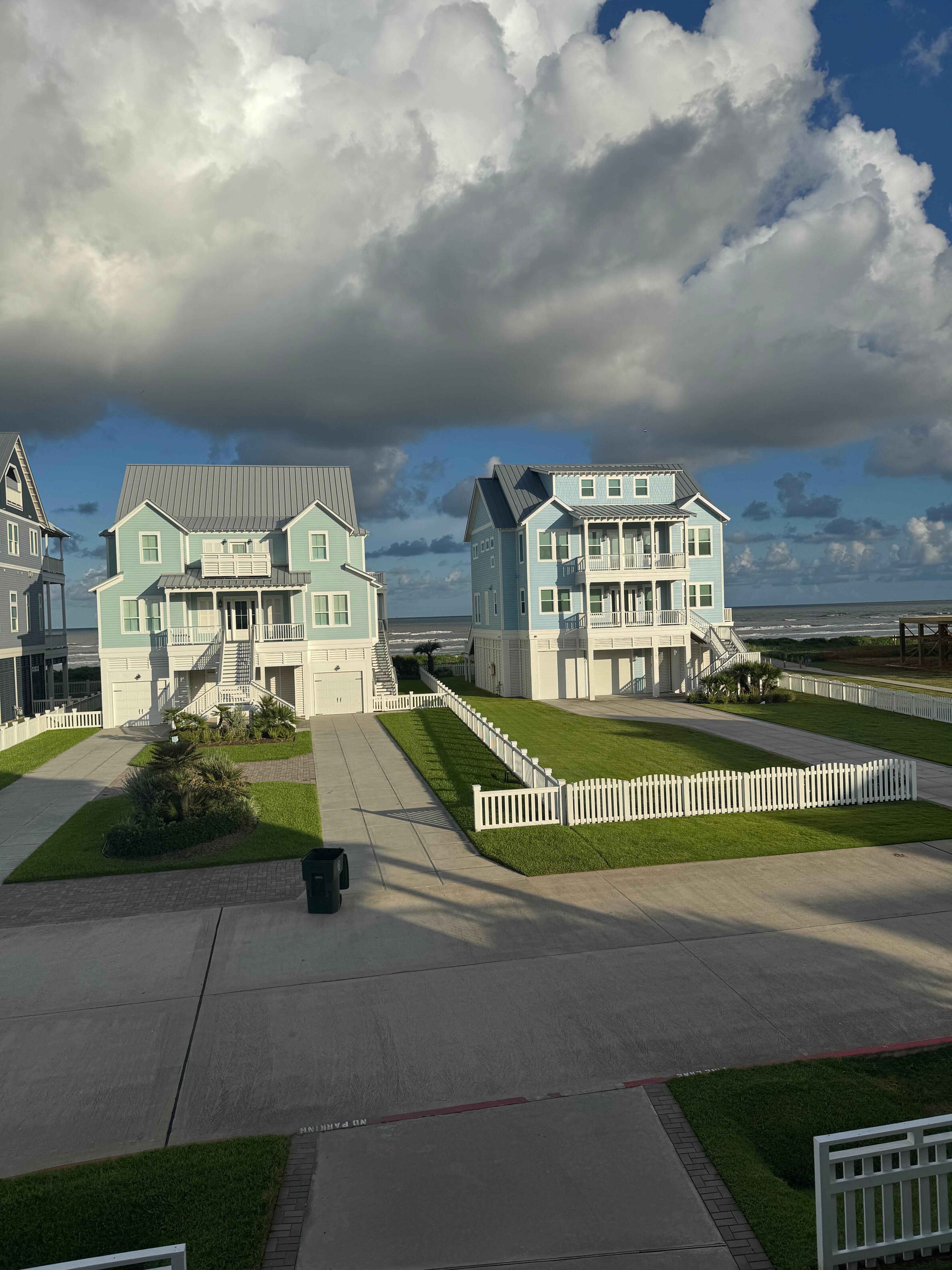 View from the second floor deck. You can hear the waves.