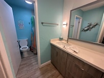 Beautiful bathroom and great for families.