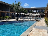 piscina e area de laser