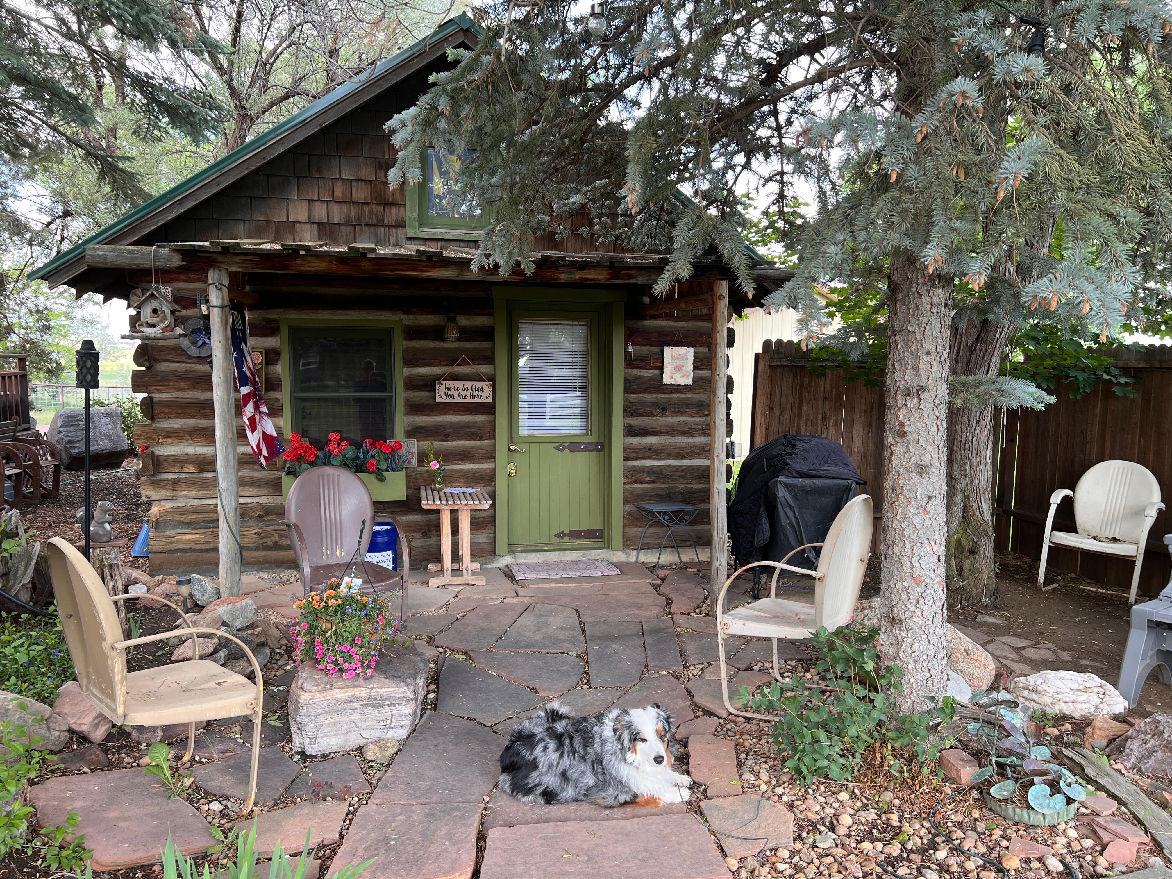 Chilling on the front porch. 