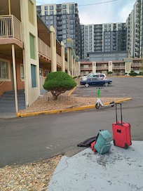 Hotel walk to bus or Safeway