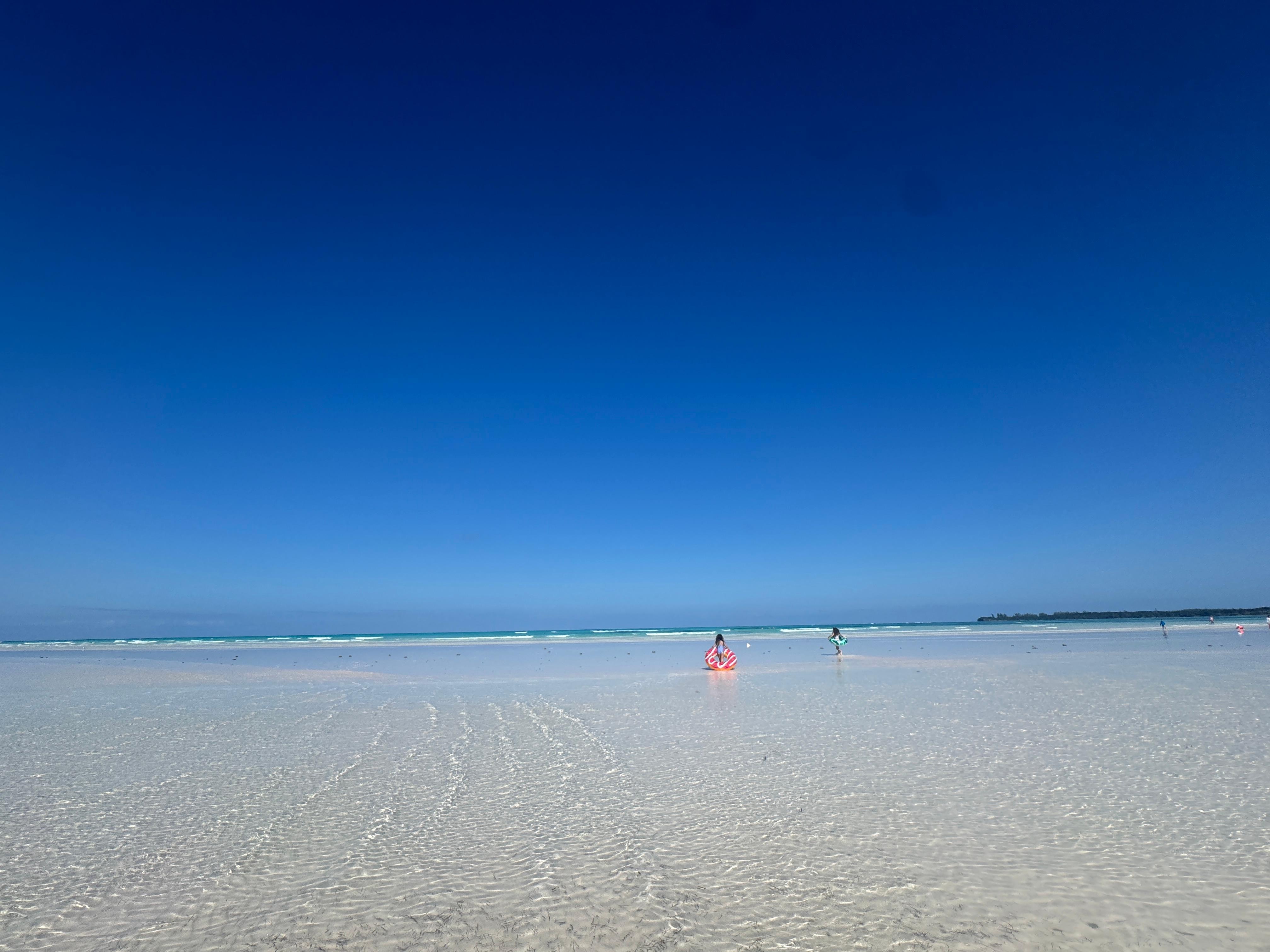 Short walk to this spectacular beach, the sand was so fine, water was so warm. 