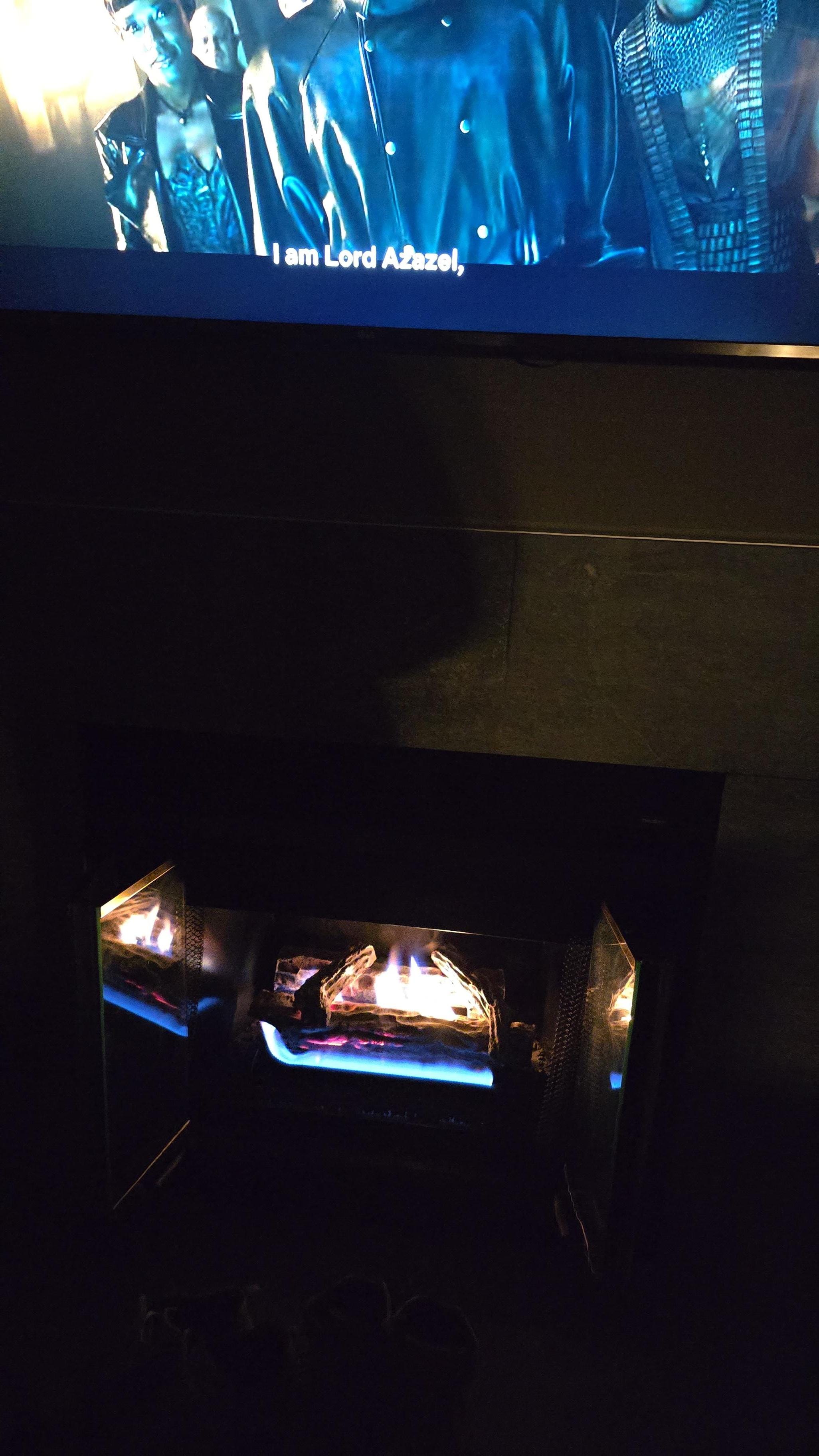 Gas fire place...so easy to use. It was nice to have, my husband loved it. 