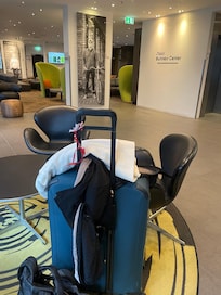 Lobby nice, big and comfortable