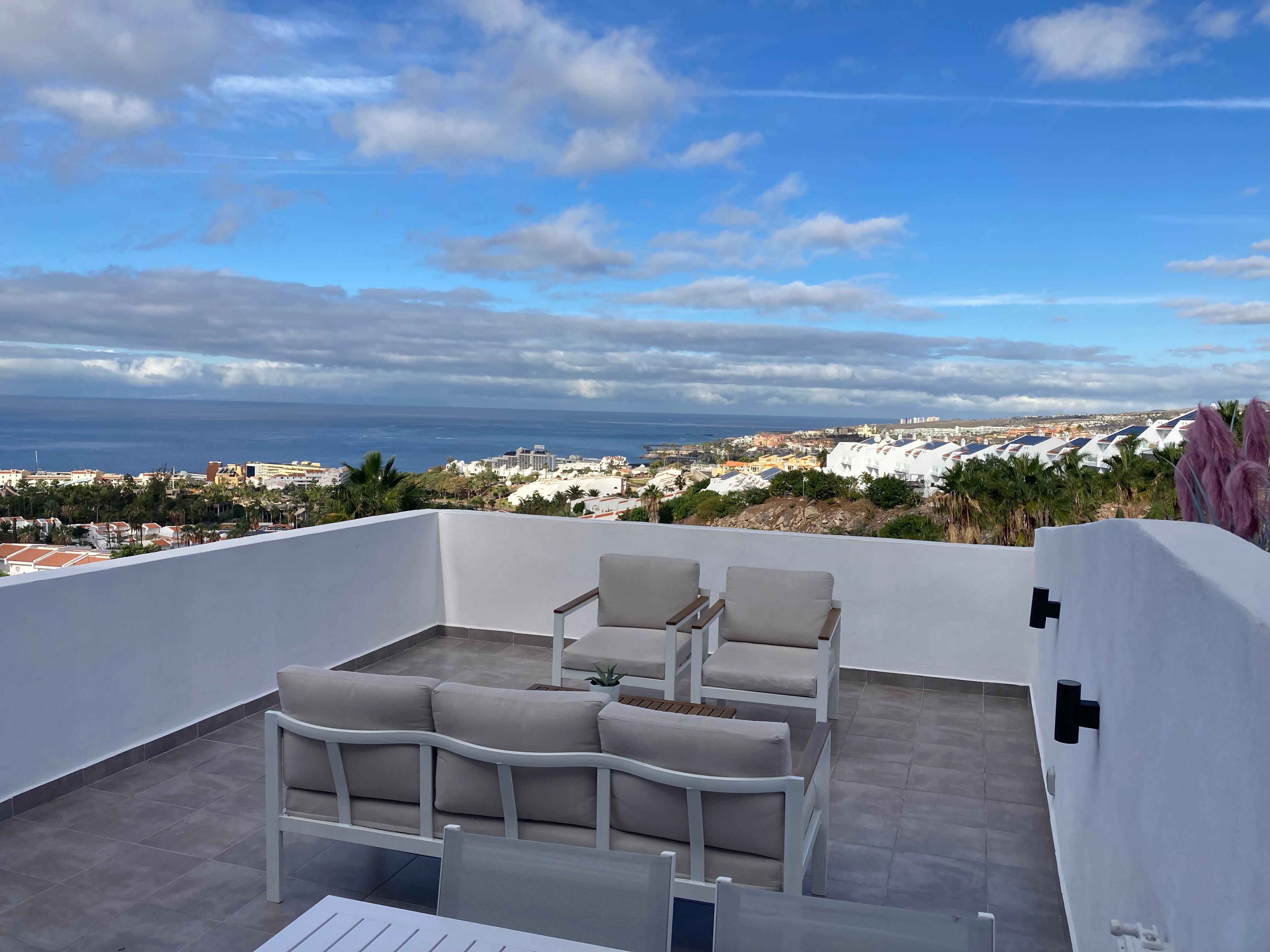 Blick von der wirklich großen Terrasse