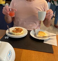 Nota 10 para as tapiocas no cafe da manha, muita variedade