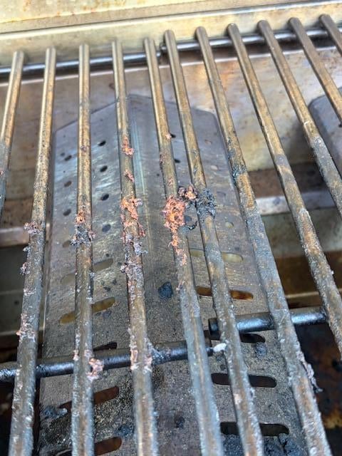Grill station filthy.