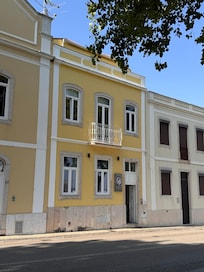 Front view of the hotel and our balcony