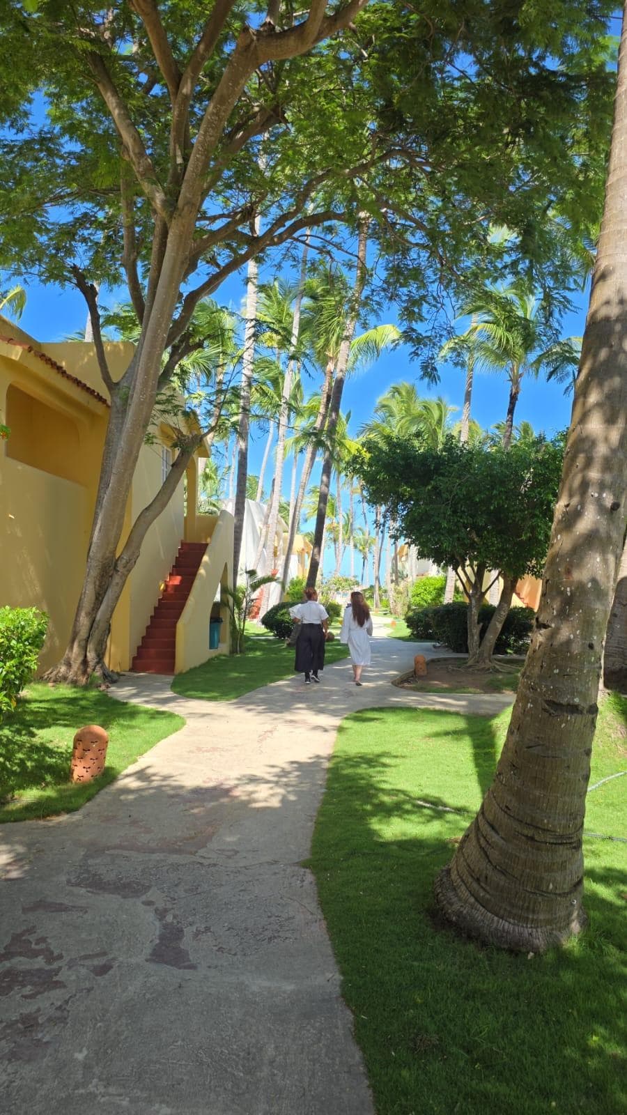 From our flat to the beach ;)