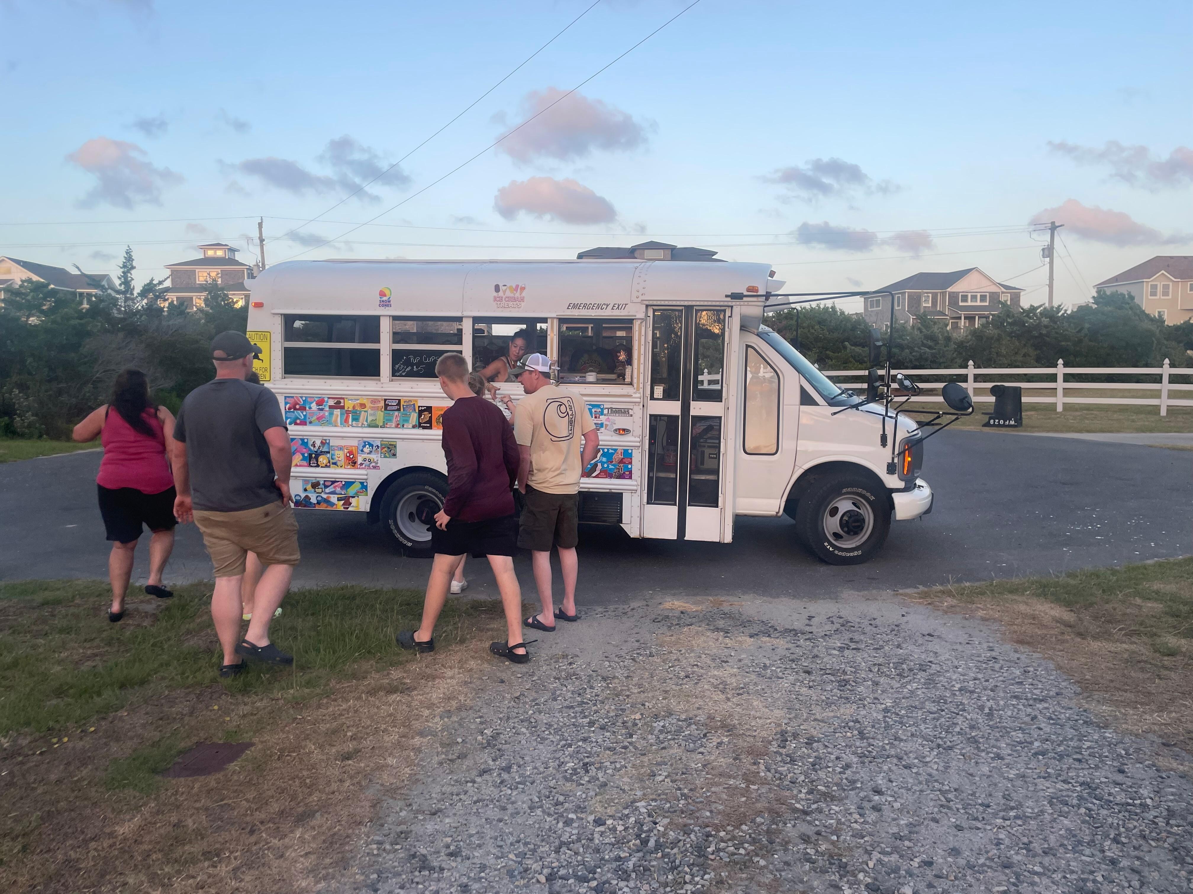 Ice cream truck 