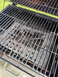 BBQ Grill on property when we arrived
