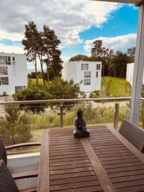 Balkon ĂŒberdacht mit schönem Blick.