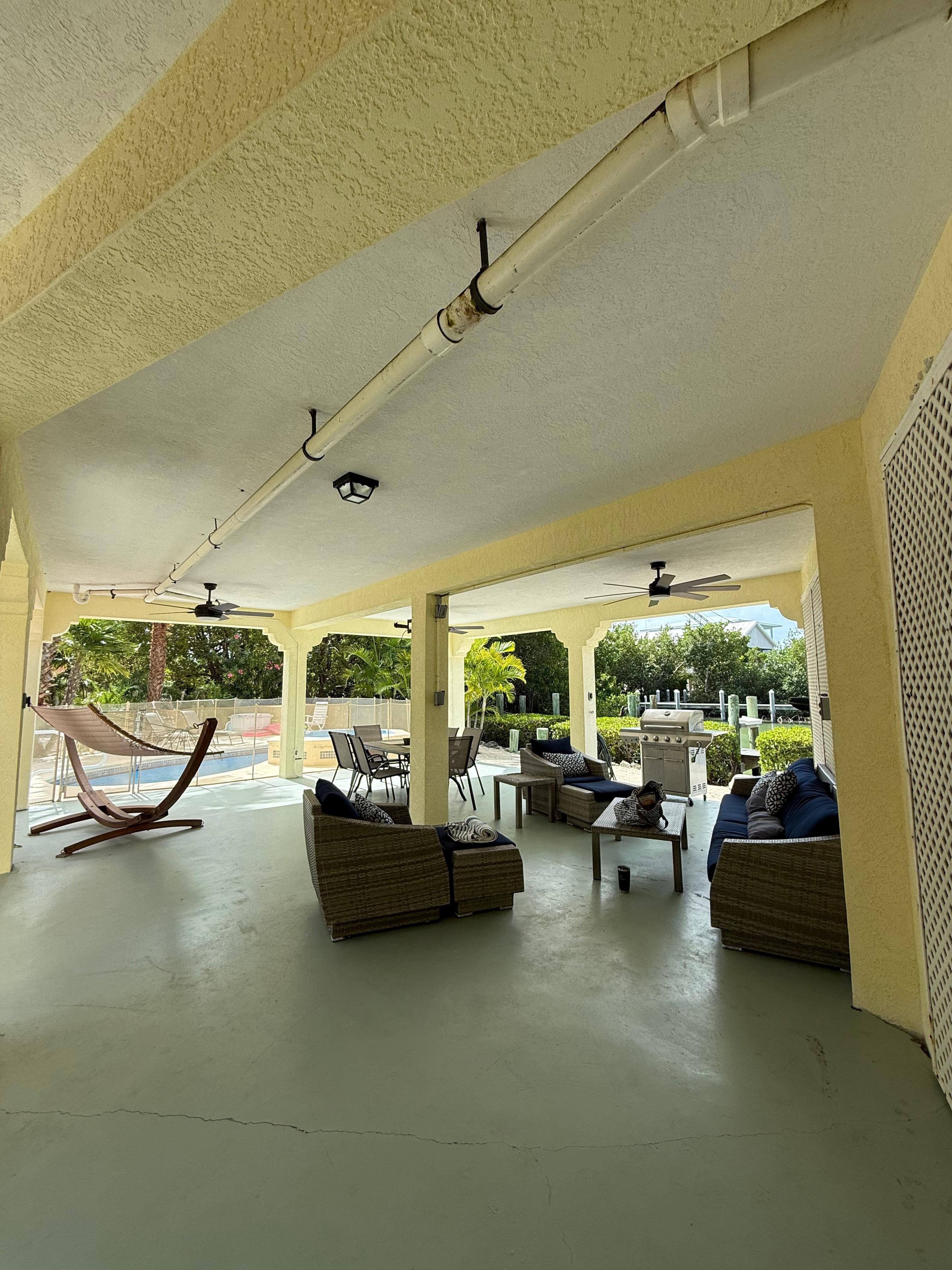Pool area 