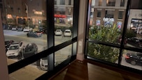 Corner windows