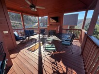 It was a bit cold to enjoy the porches but it was so pretty we couldn’t help ourselves.