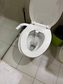 Toilet cover is not stable and wiggly