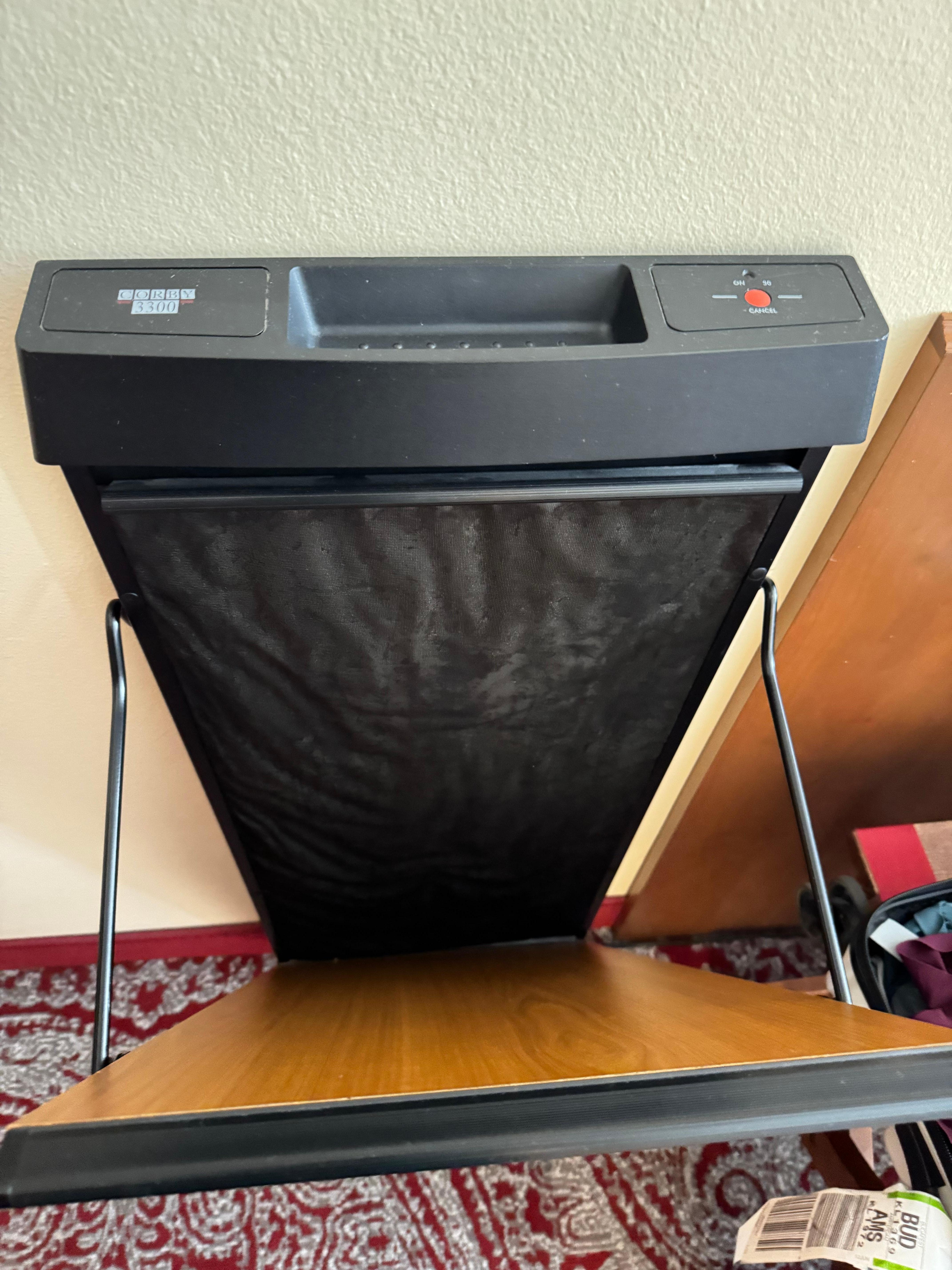 Pants press
